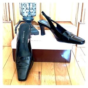 Bandolino black leather sling back dress shoes 8M